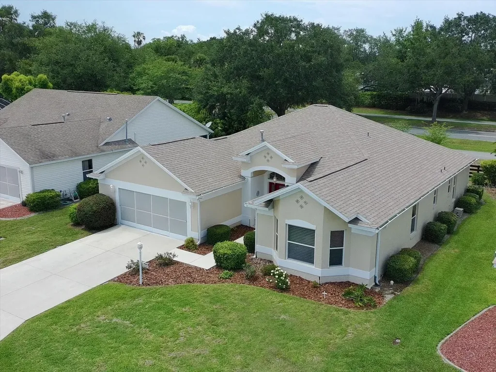 1332 Camero Drive Lady Lake FL 32159