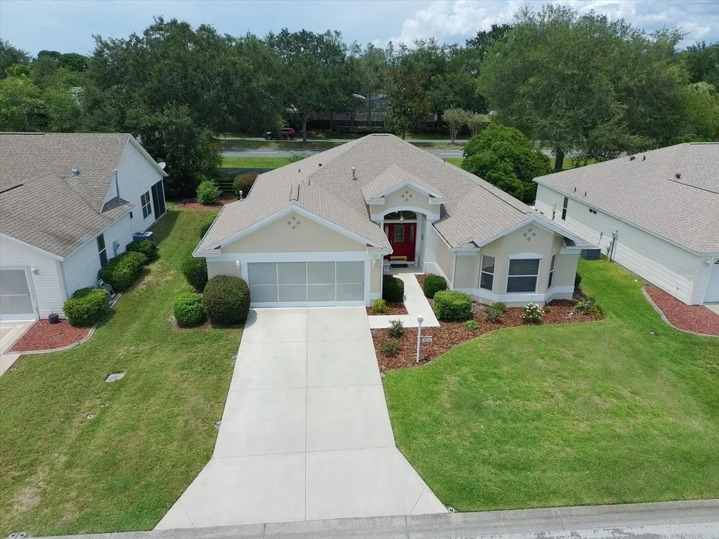 1332 Camero Drive Lady Lake FL 32159