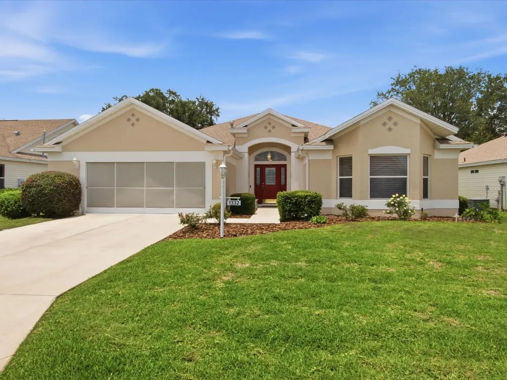 1332 Camero Drive Lady Lake FL 32159