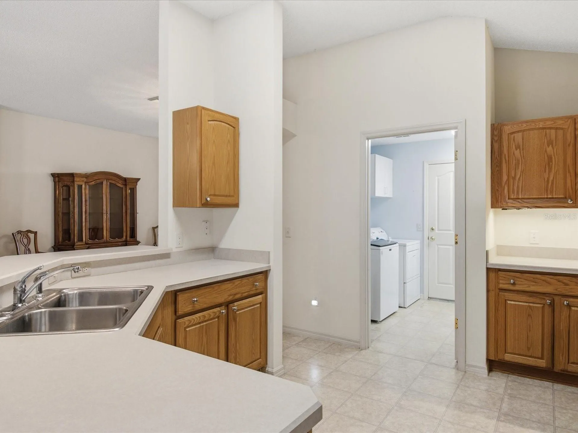1332 Camero Drive Lady Lake FL 32159