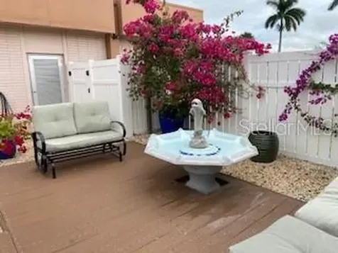 2784 Dudley Drive E West Palm Beach FL 33415