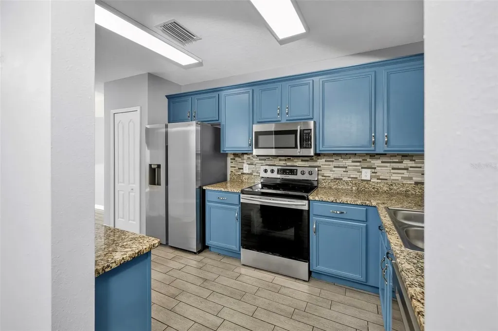 5842 Fishhawk Ridge Drive Lithia FL 33547