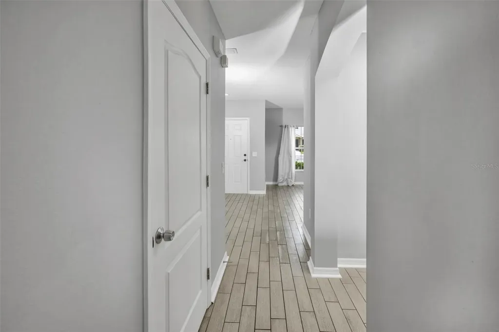 5842 Fishhawk Ridge Drive Lithia FL 33547