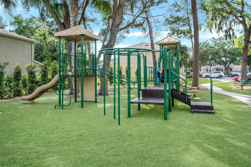 5842 Fishhawk Ridge Drive Lithia FL 33547