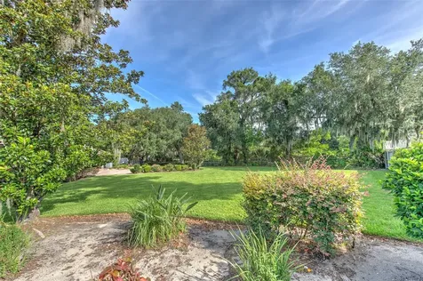 2102 Whitlock Place Dover FL 33527