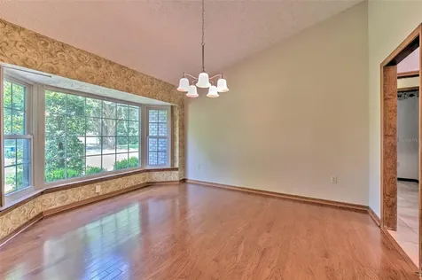 2102 Whitlock Place Dover FL 33527