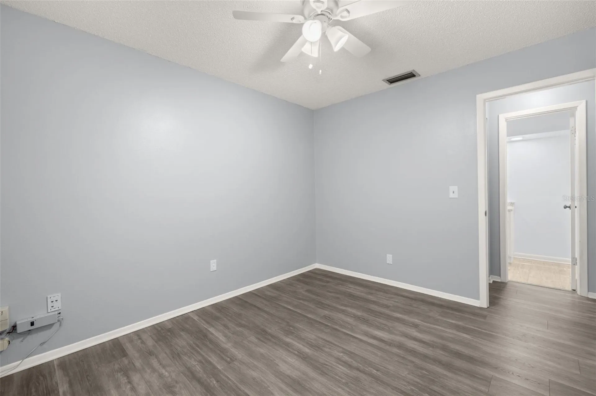 3257 Laurel Dale Drive Tampa FL 33618