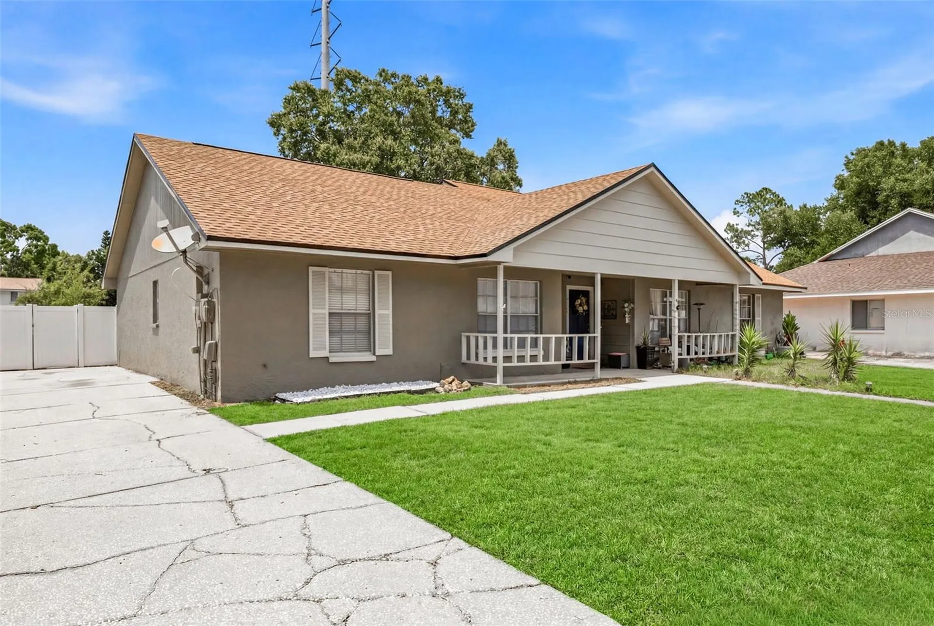 3257 Laurel Dale Drive Tampa FL 33618