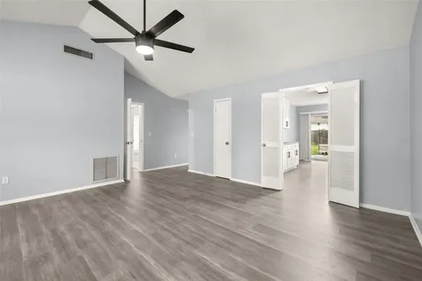 3257 Laurel Dale Drive Tampa FL 33618