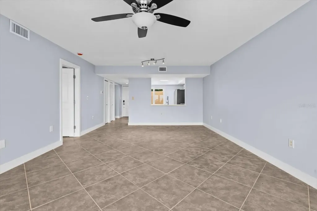 7530 Sunshine Skyway Lane S St Petersburg FL 33711