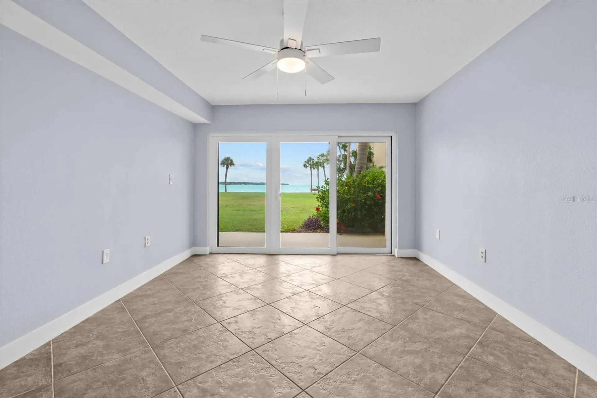 7530 Sunshine Skyway Lane S St Petersburg FL 33711