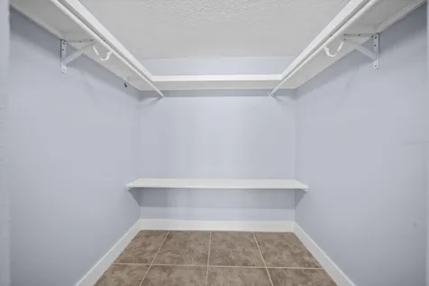 7530 Sunshine Skyway Lane S St Petersburg FL 33711