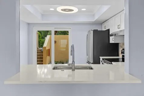7530 Sunshine Skyway Lane S St Petersburg FL 33711