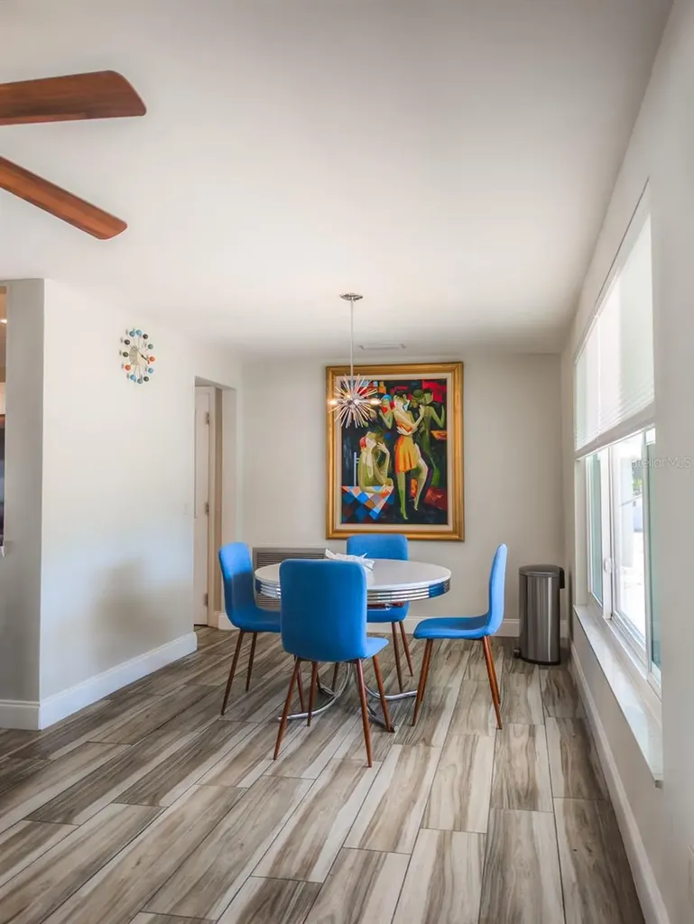 3702 Kingsbury Holiday FL 34691