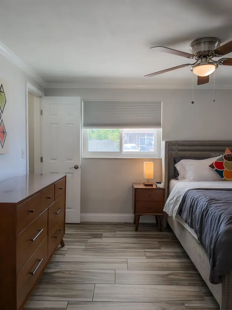 3702 Kingsbury Holiday FL 34691