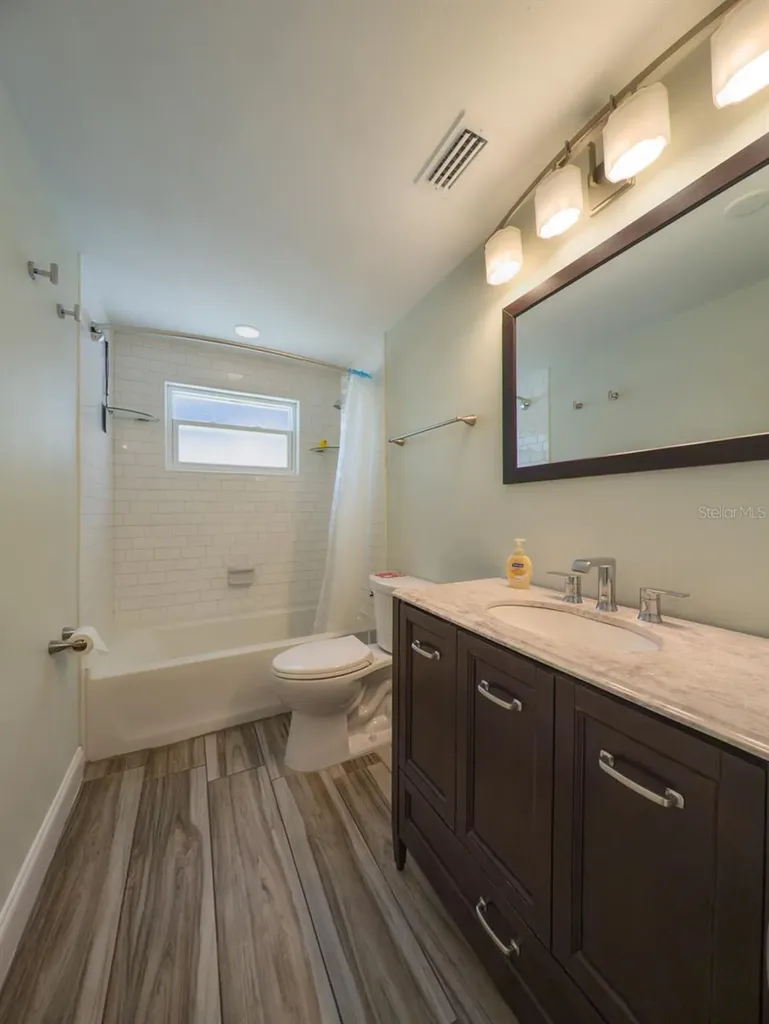 3702 Kingsbury Holiday FL 34691