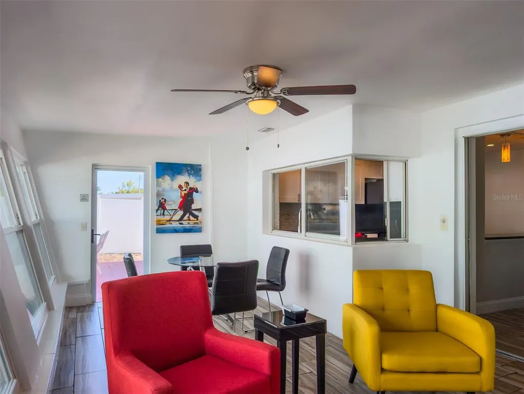 3702 Kingsbury Holiday FL 34691
