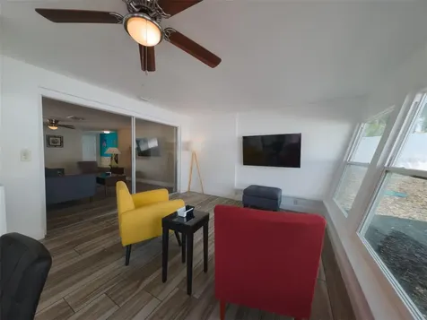 3702 Kingsbury Holiday FL 34691