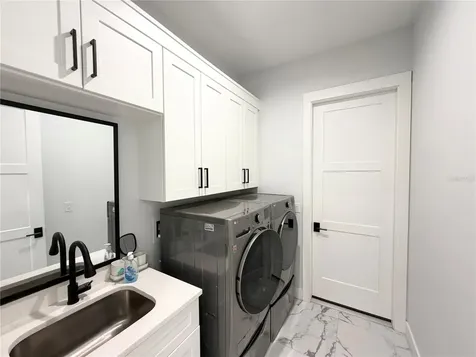 4722 Neptune Road Venice FL 34293
