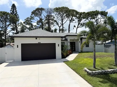 4722 Neptune Road Venice FL 34293