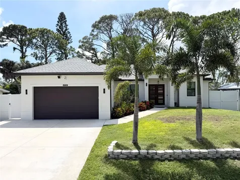 4722 Neptune Road Venice FL 34293