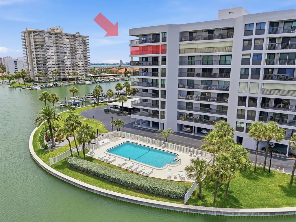 1651 Sand Key Estates Court Clearwater Beach FL 33767