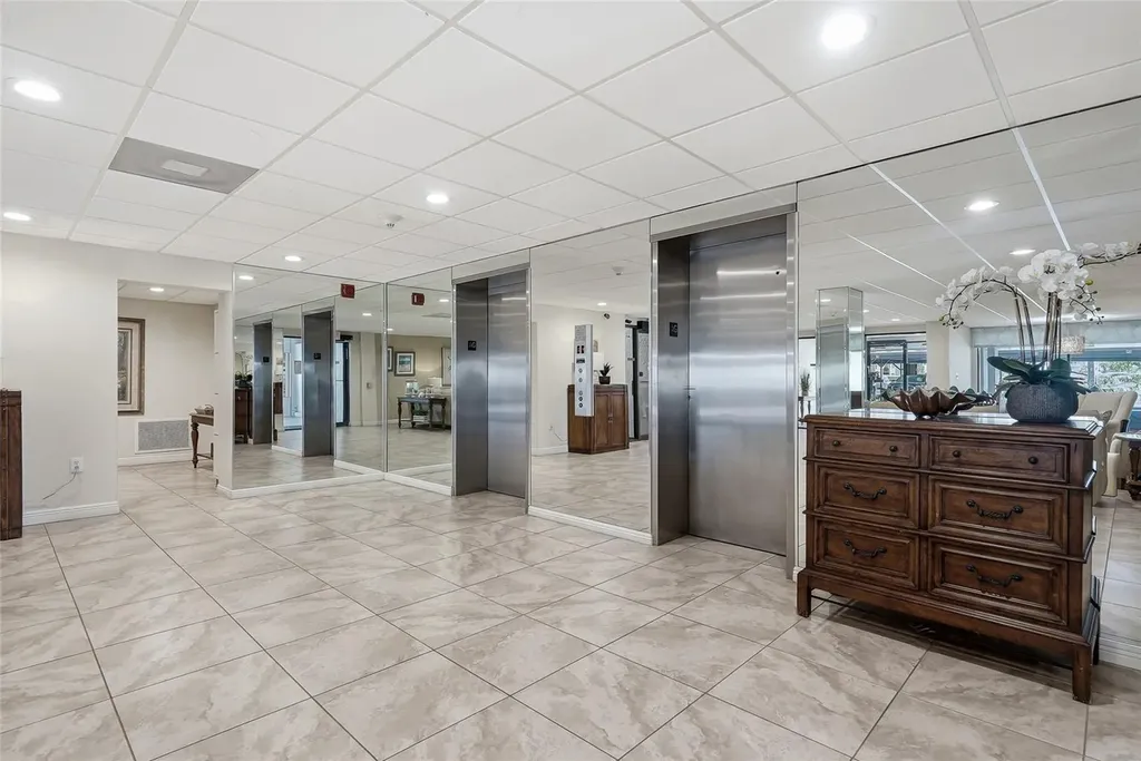 1651 Sand Key Estates Court Clearwater Beach FL 33767