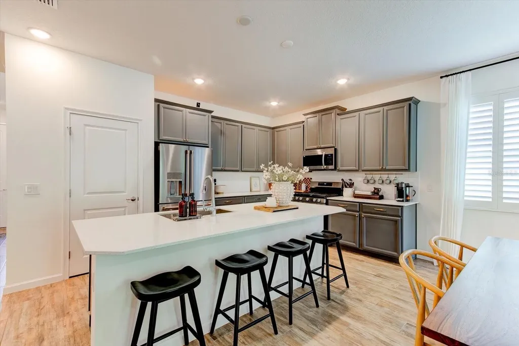 2403 Natoma Boulevard Mount Dora FL 32757