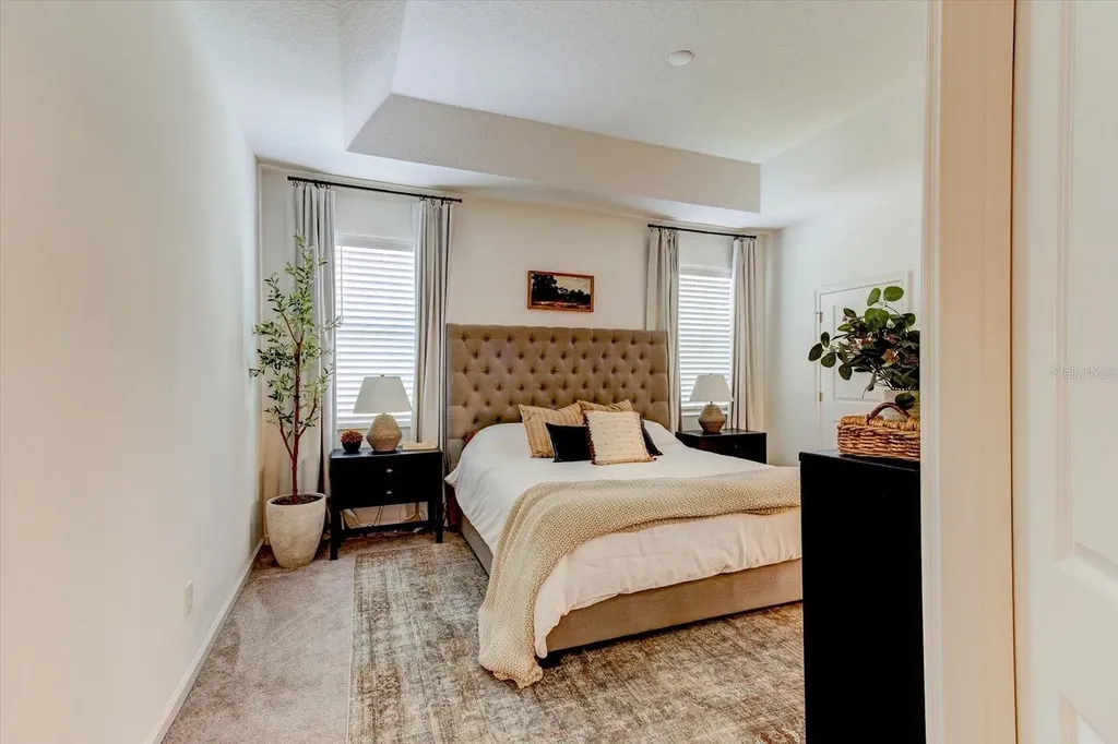 2403 Natoma Boulevard Mount Dora FL 32757