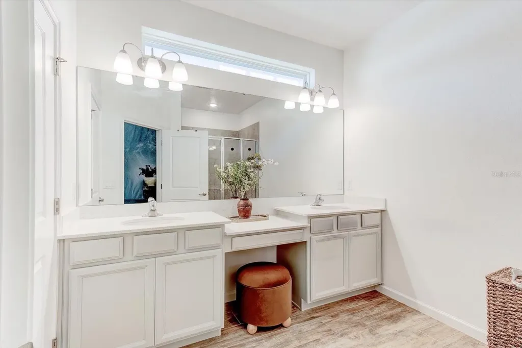 2403 Natoma Boulevard Mount Dora FL 32757