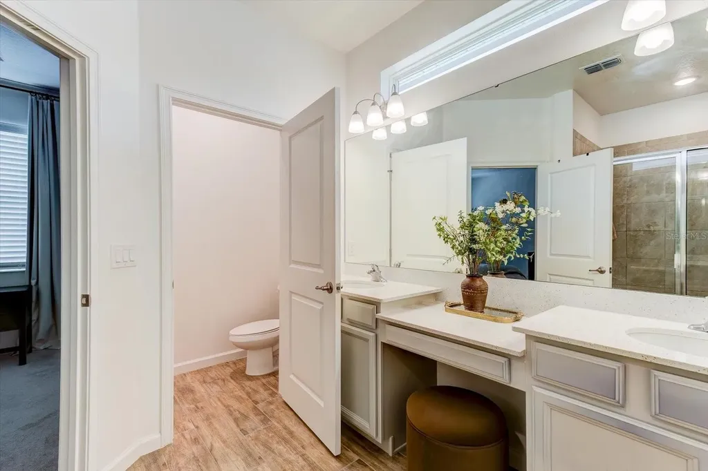 2403 Natoma Boulevard Mount Dora FL 32757