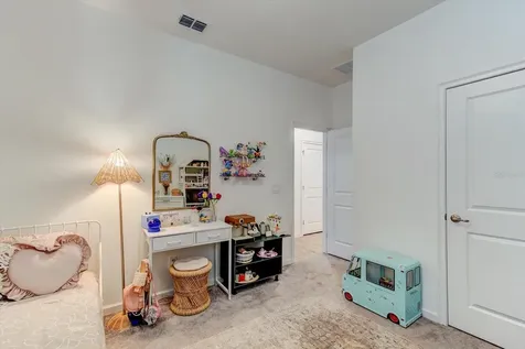 2403 Natoma Boulevard Mount Dora FL 32757