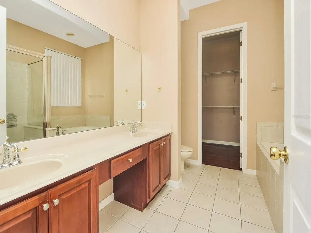 930 Spring Oak Circle Orlando FL 32828