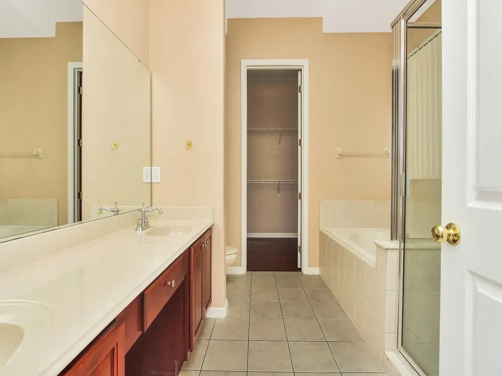 930 Spring Oak Circle Orlando FL 32828