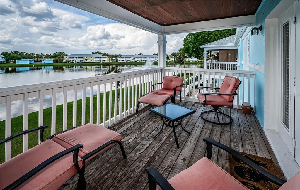 149 Seahorse Drive SE St Petersburg FL 33705