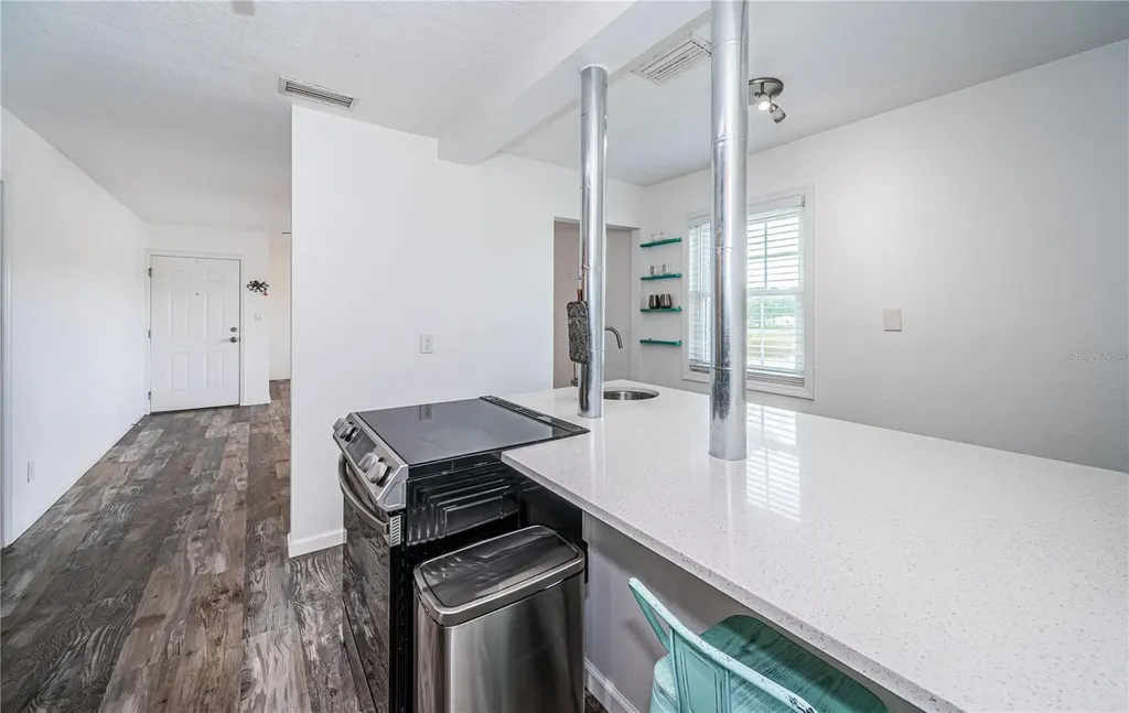149 Seahorse Drive SE St Petersburg FL 33705