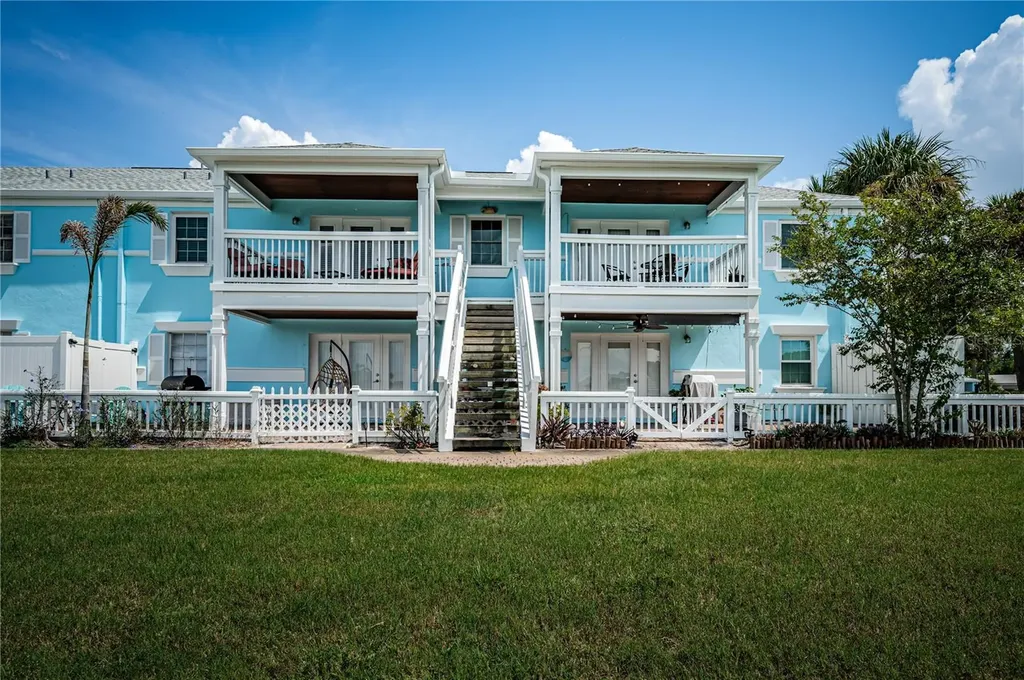 149 Seahorse Drive SE St Petersburg FL 33705