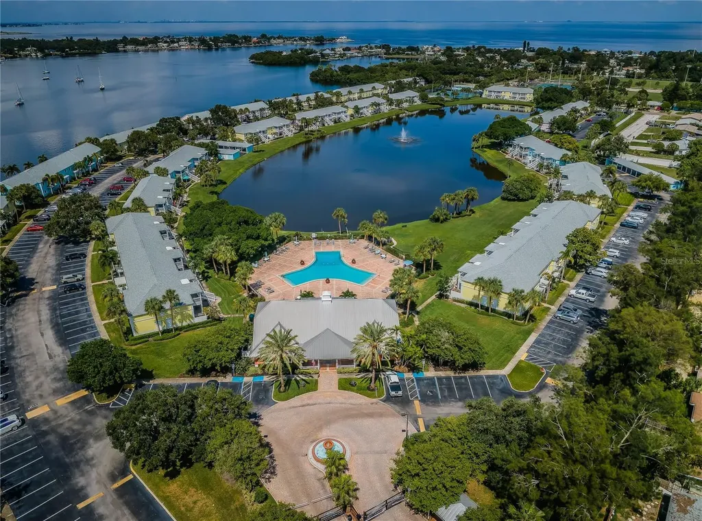 149 Seahorse Drive SE St Petersburg FL 33705