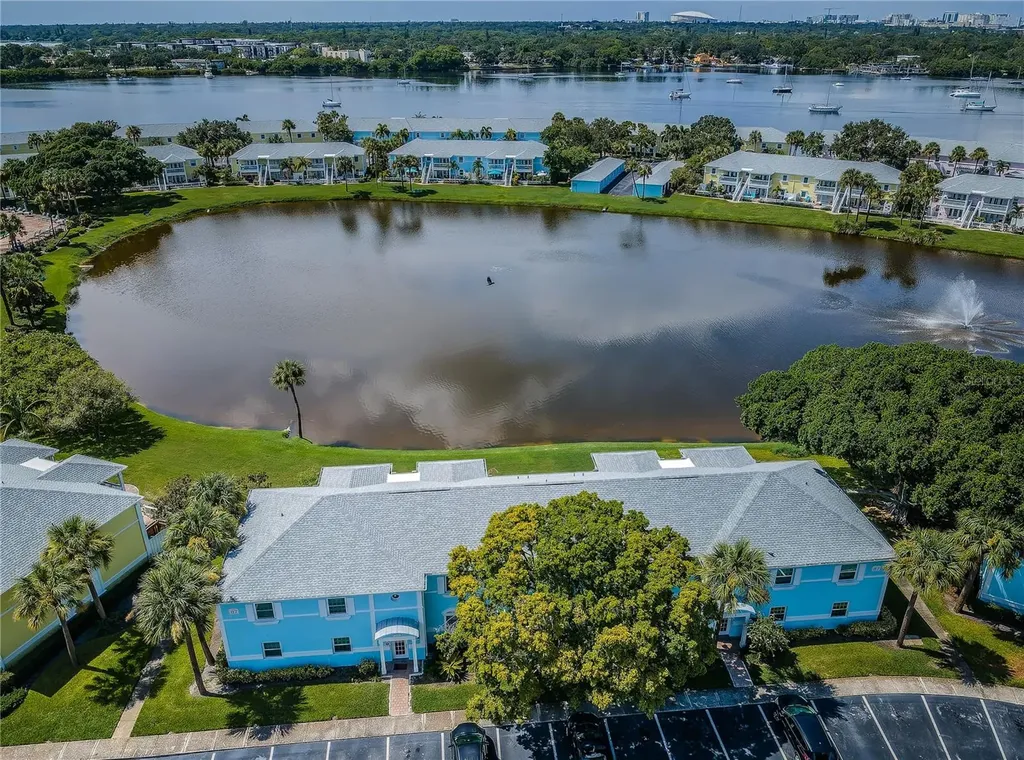 149 Seahorse Drive SE St Petersburg FL 33705