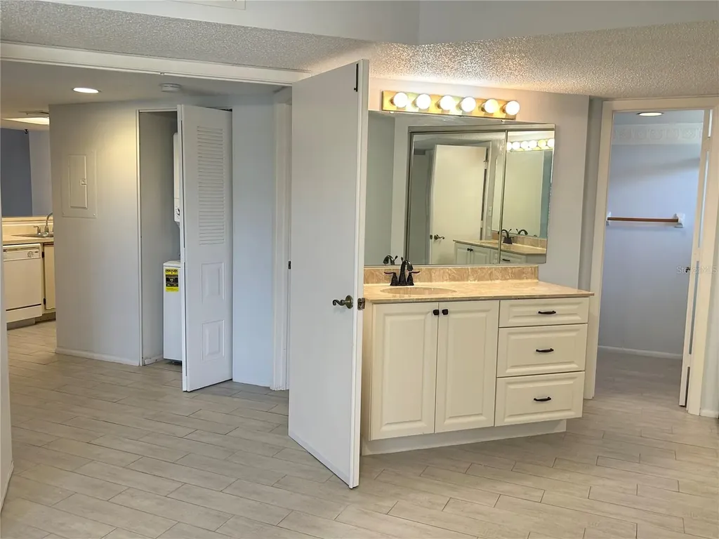 19505 Quesada Avenue Port Charlotte FL 33948