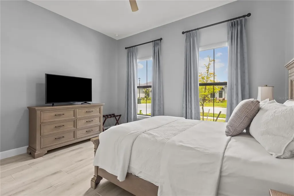 6075 Sawgrass Lake Court Nokomis FL 34275
