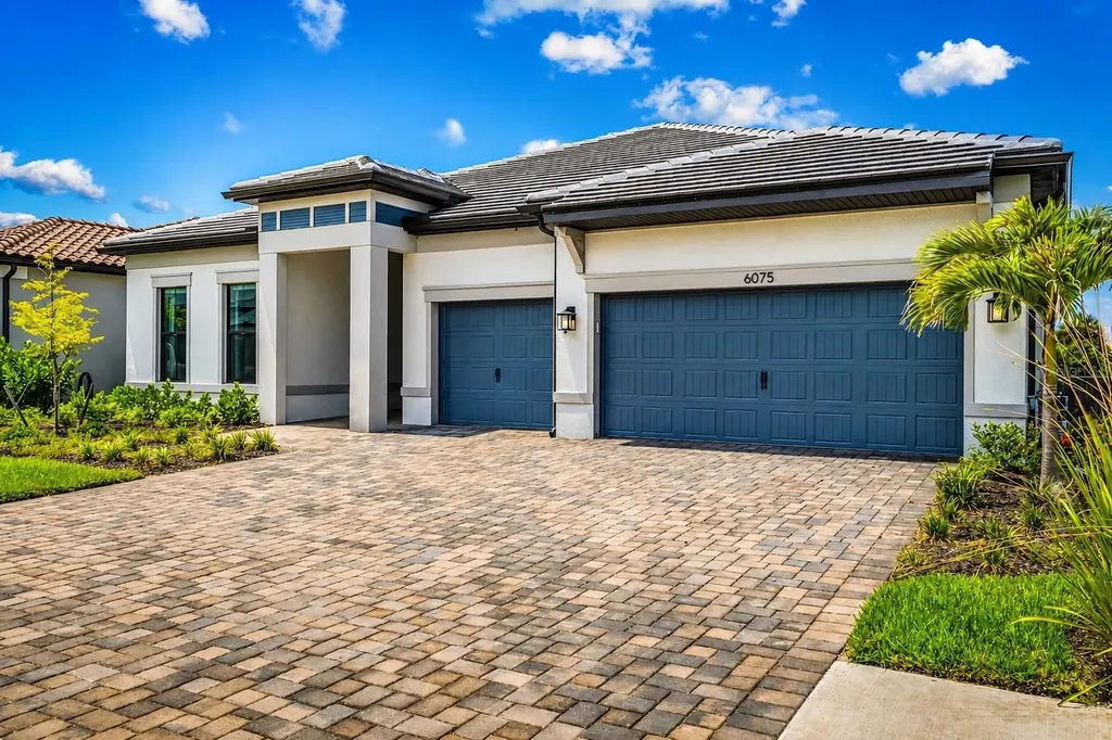 6075 Sawgrass Lake Court Nokomis FL 34275