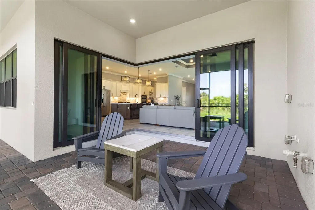 6075 Sawgrass Lake Court Nokomis FL 34275