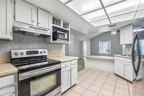 6540 Foxmoor Drive Zephyrhills FL 33542