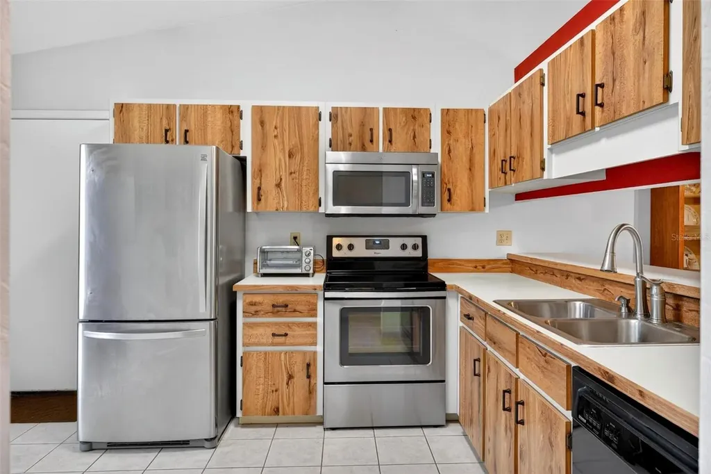 1047 W Samms Avenue Port Orange FL 32129