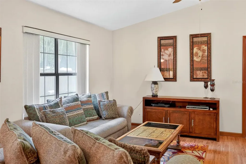 1047 W Samms Avenue Port Orange FL 32129