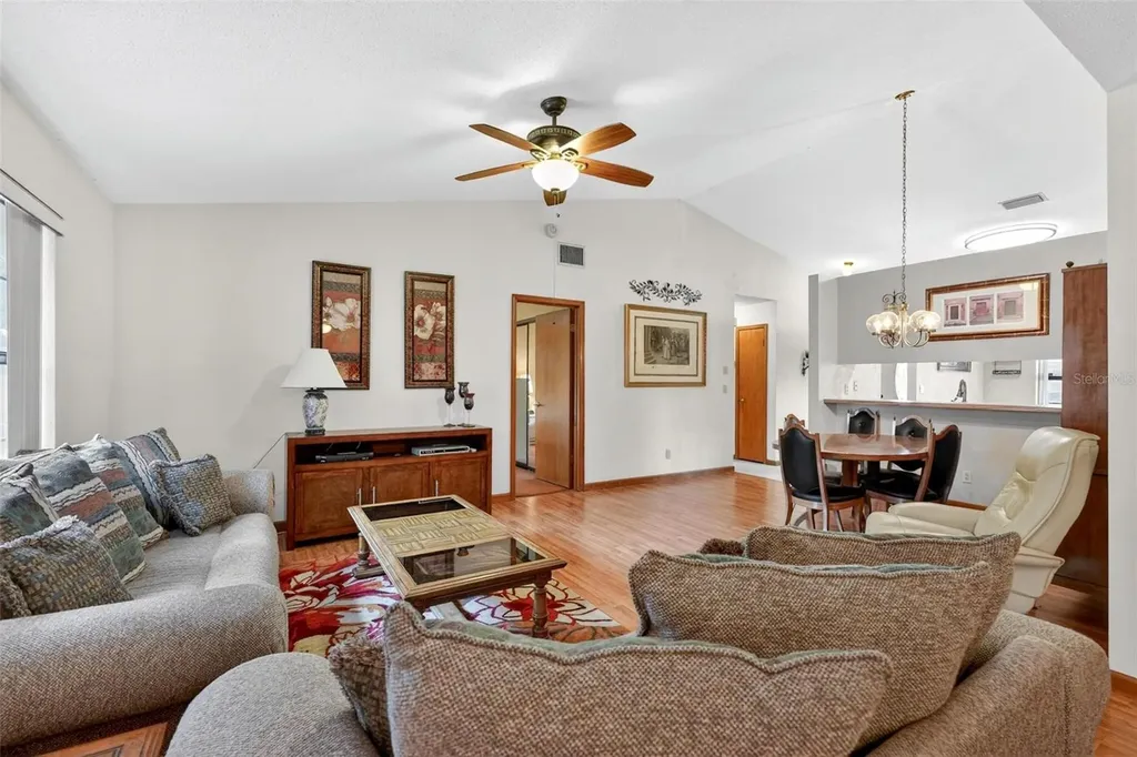 1047 W Samms Avenue Port Orange FL 32129