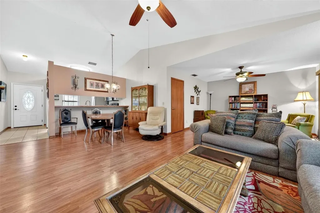 1047 W Samms Avenue Port Orange FL 32129