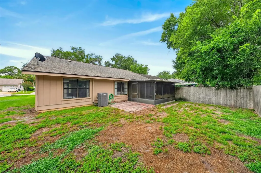 1047 W Samms Avenue Port Orange FL 32129