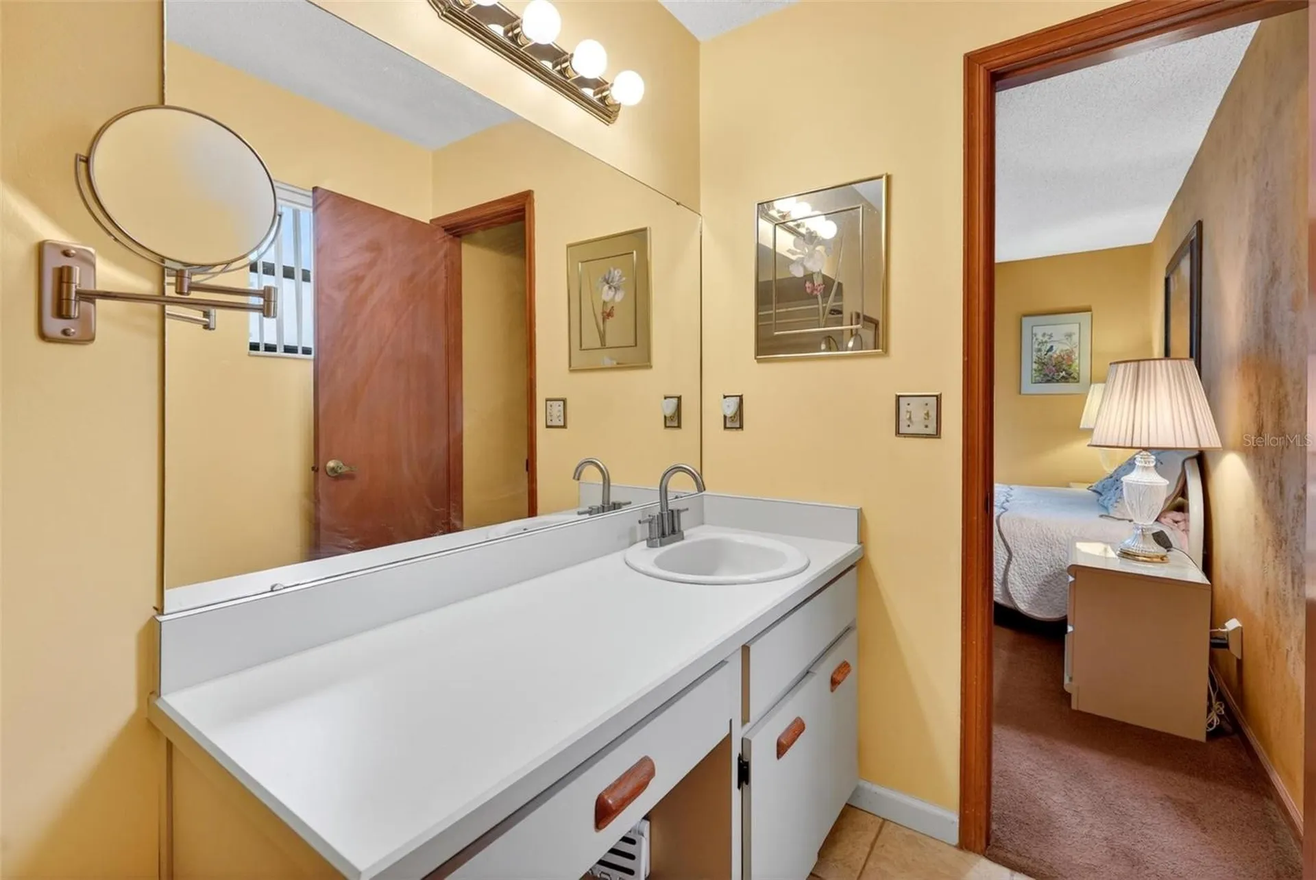 1047 W Samms Avenue Port Orange FL 32129